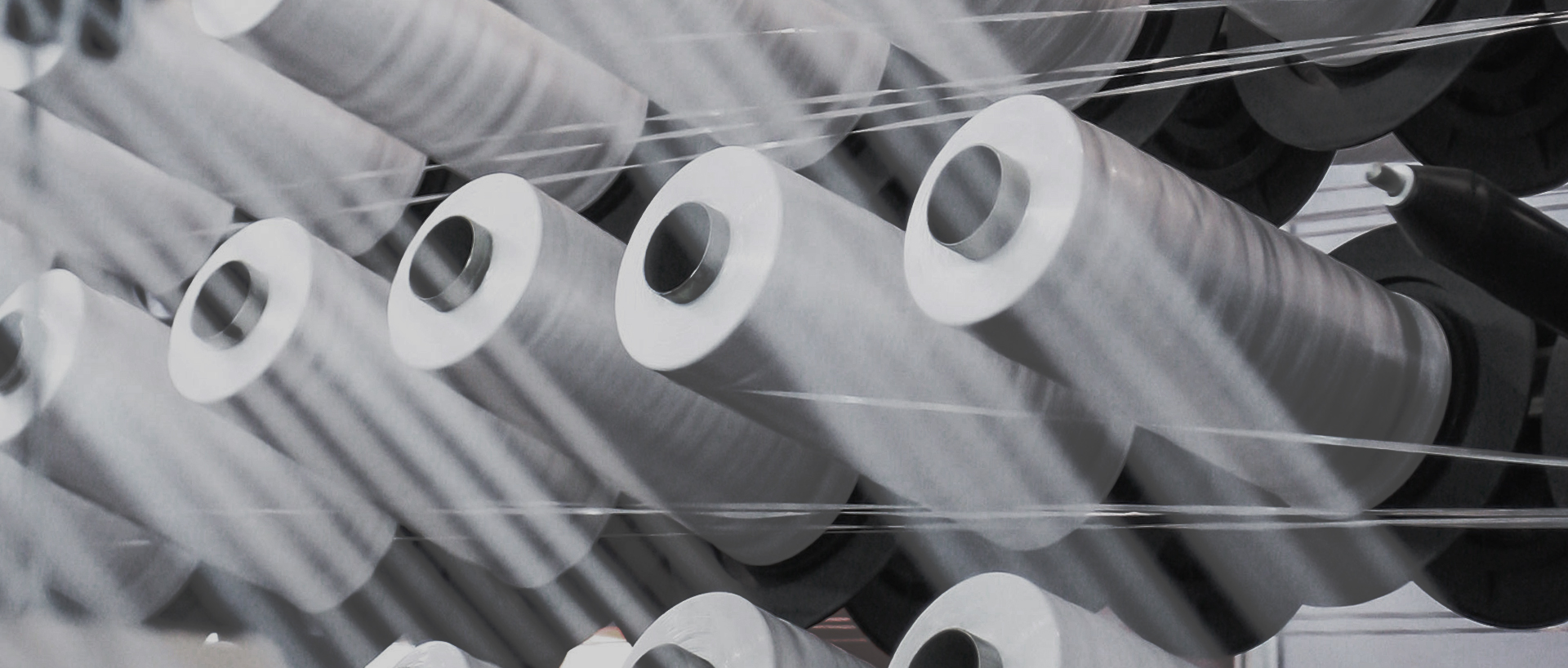 Tiết lộ cách vải chức năng ngoài trời hàng đầu định hình lại trải nghiệm phiêu lưu của bạn